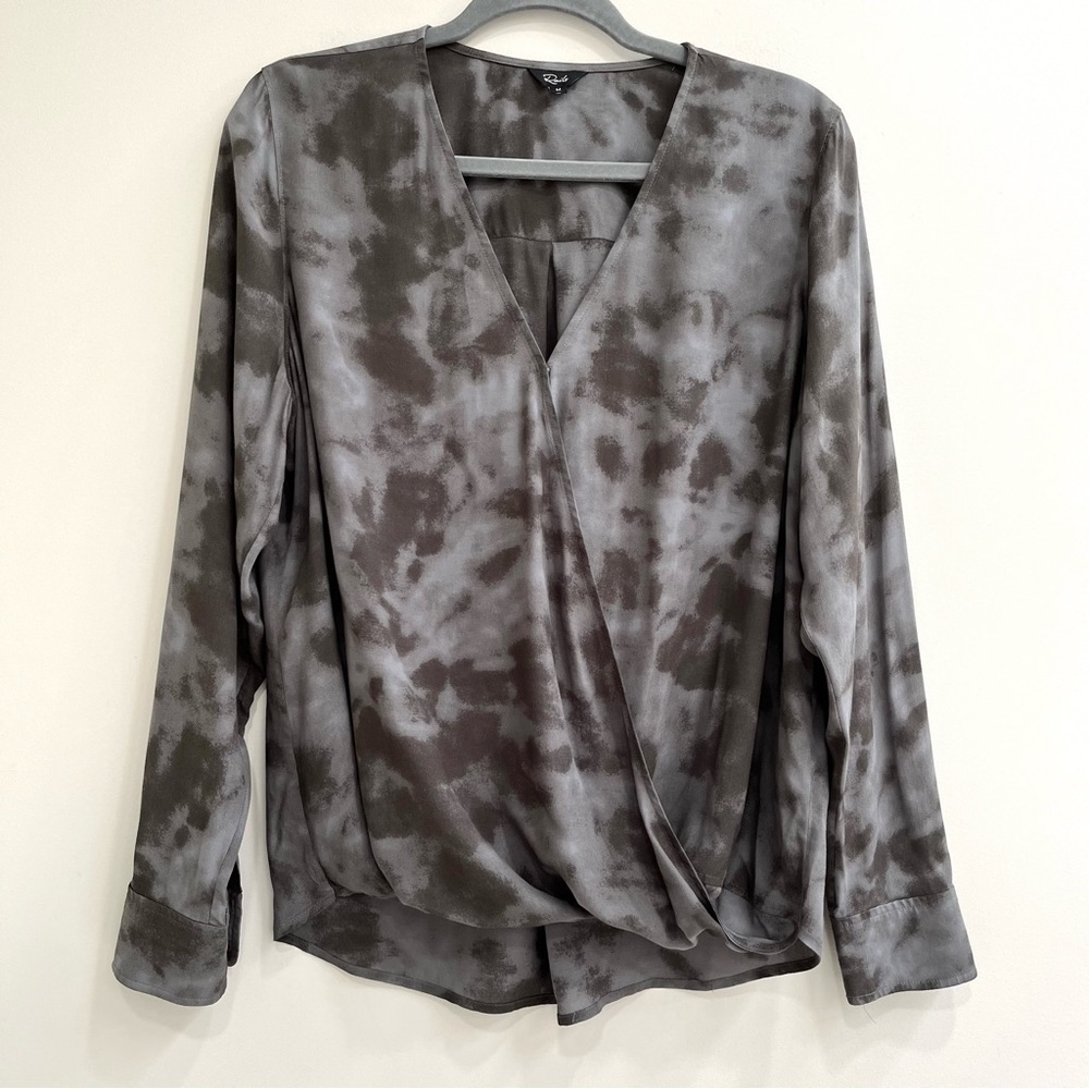 RAILS Hillary Surplice Tie Dye Top Grey Size Medium